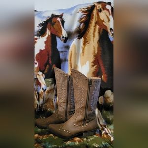 Coconut brown vegan  leather boots size 8.5